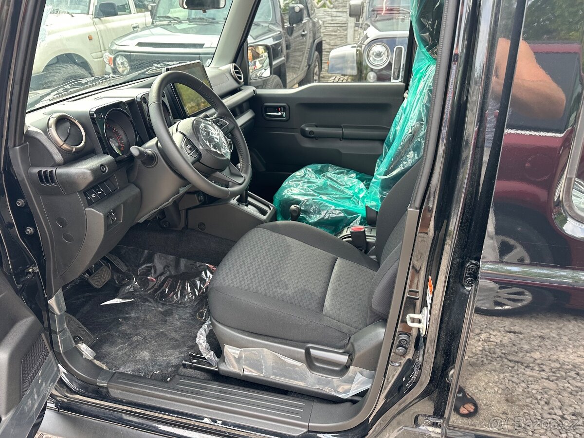 2025 Suzuki Jimny Allgrip 5-dverovy 4-mistny 4x4 - 9