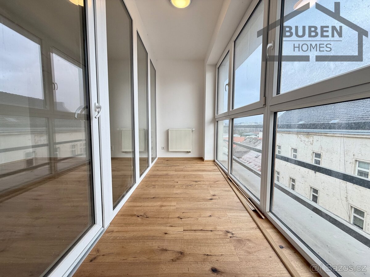 Novostavba bytu 3+kk (92 m²) s balkonem a zimní zahradou (s - 9