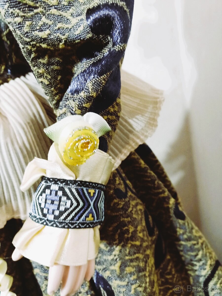 NEPOUŽÍVANÁ PORCELÁNOVÁ PANENKA, 68 CM - 9