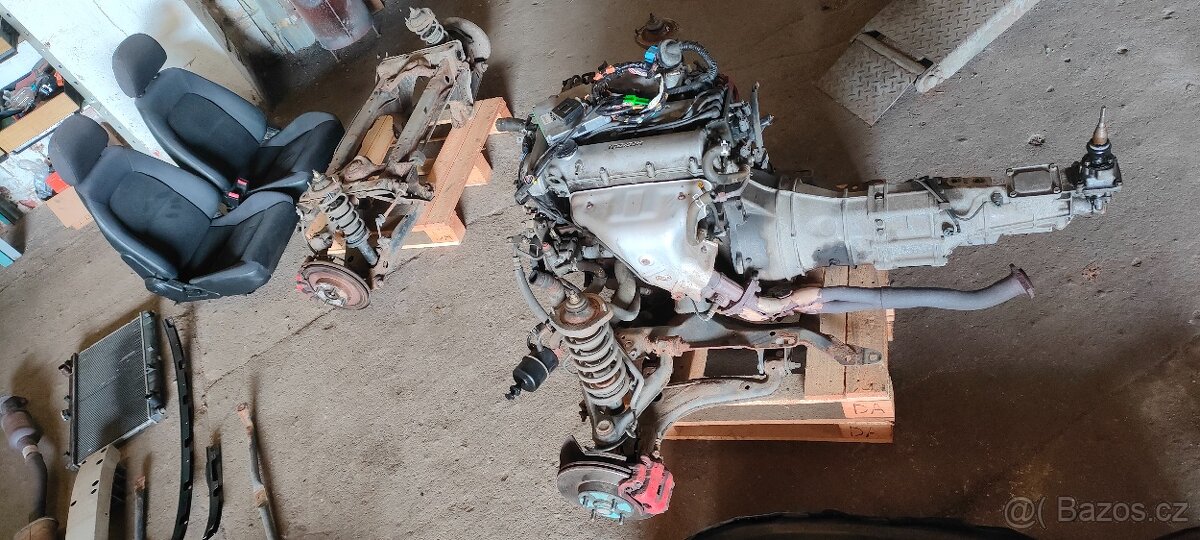 Mazda MX-5 NB 1,6 a 1,8 - díly z celeho rozebraneho auta - 9