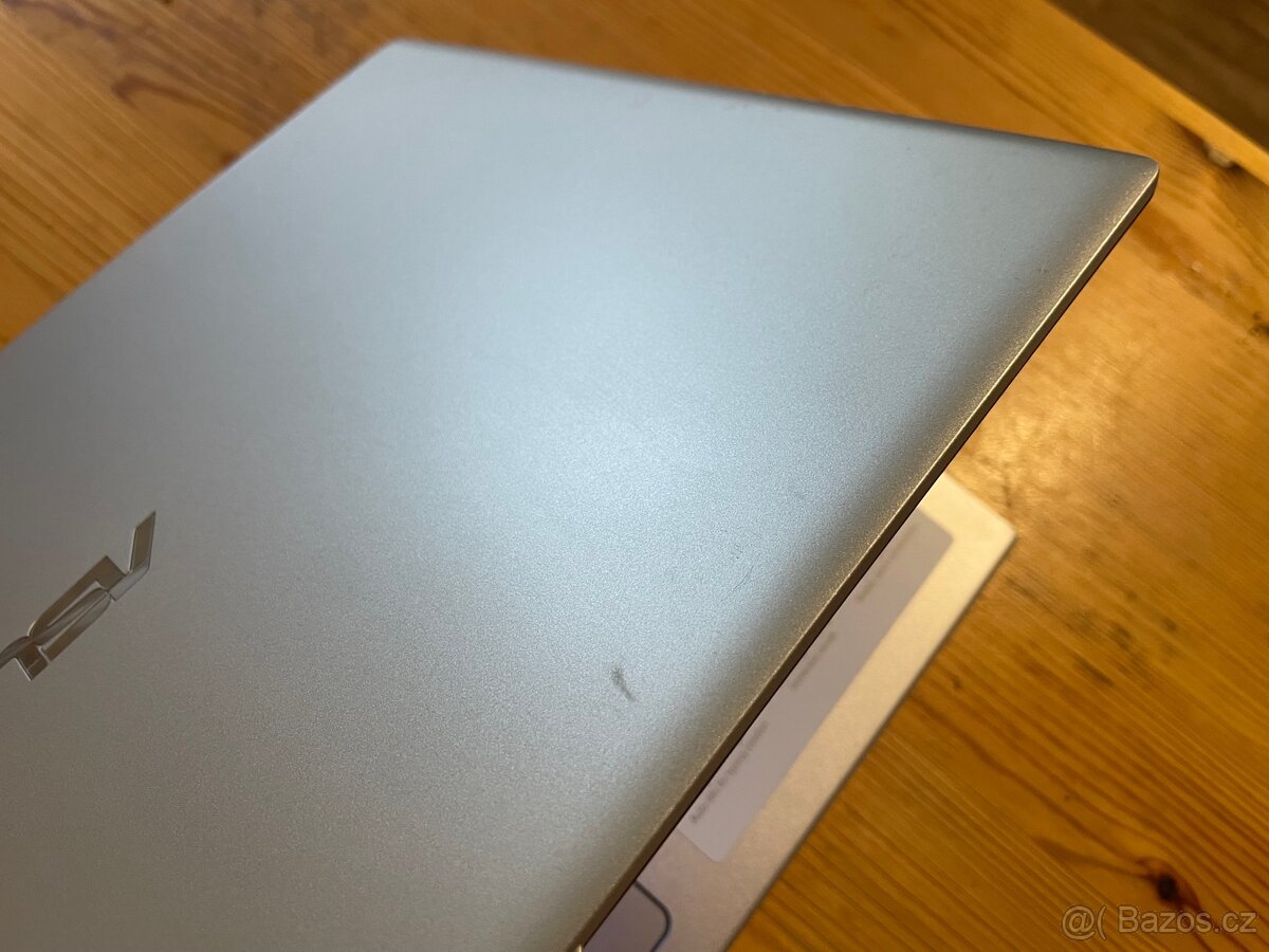 Asus Vivobook 14, model A412D - 9