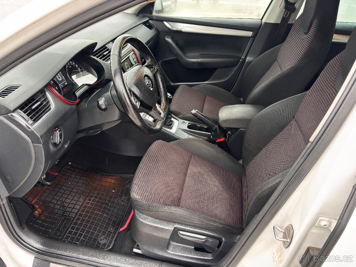 Škoda Octavia - 9