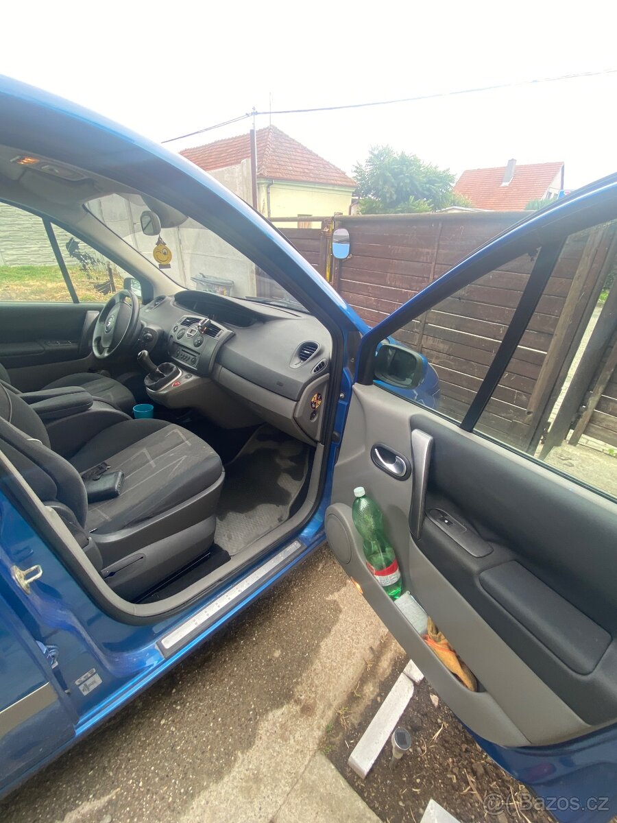 Renault Megan Scenic - 9