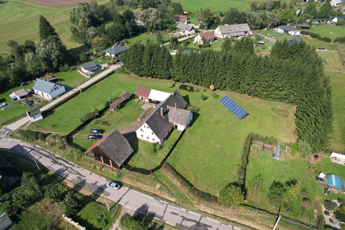 Prodej rodinného domu ve Vlčicích - 9