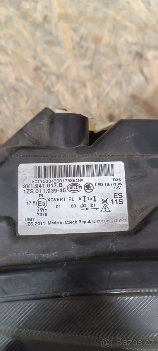 Levé přední světlo Škoda Superb 3 - 9