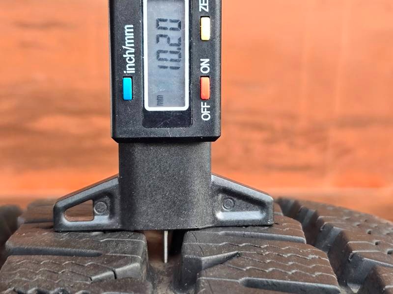 Zimní Matador 215/70/15C - 9