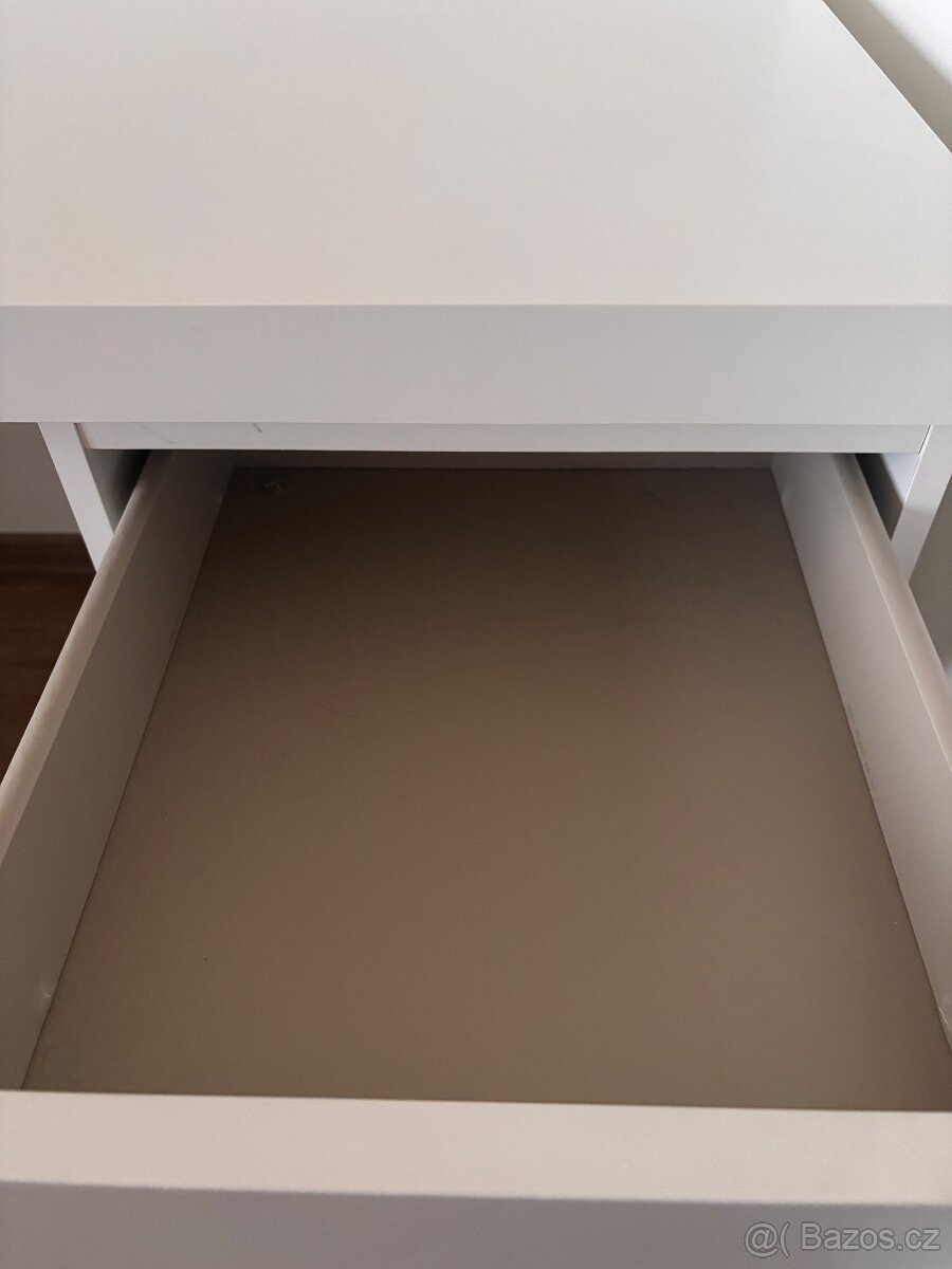 Psací stůl IKEA Malm s šuplíkem - 9
