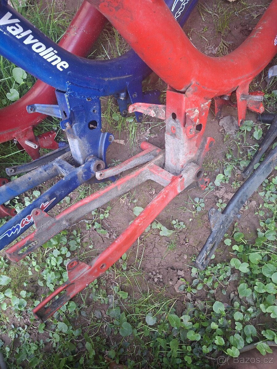 Manet Korádo:;::; - 9