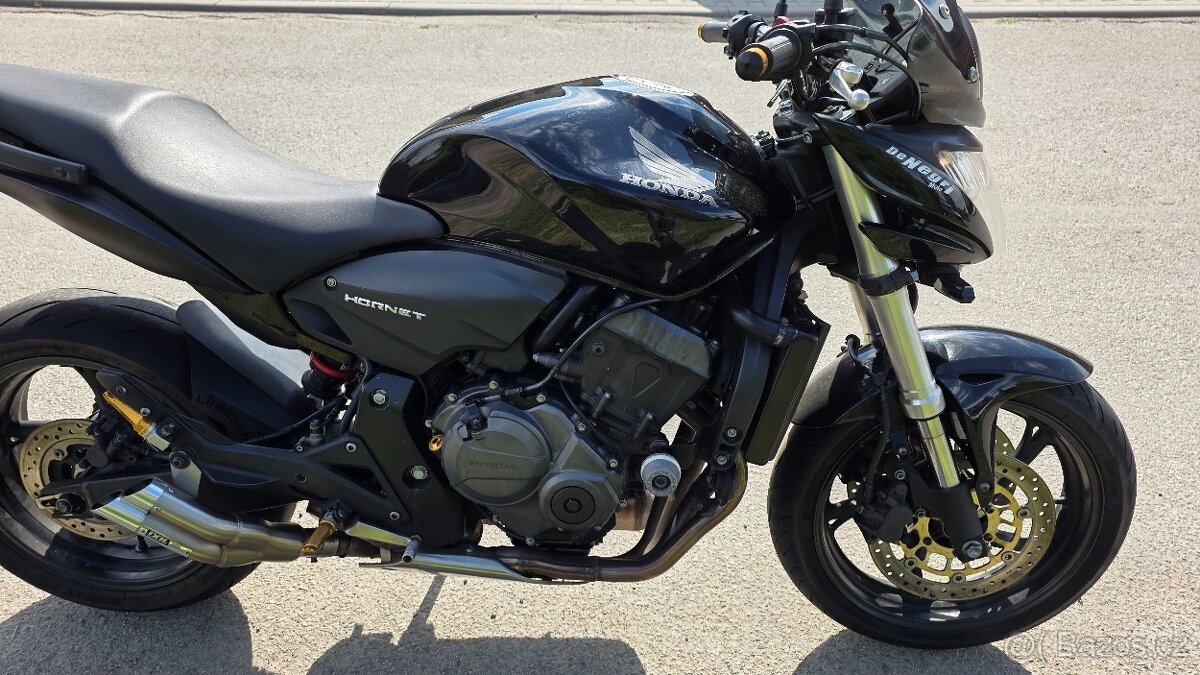 Honda Hornet 600 - 9