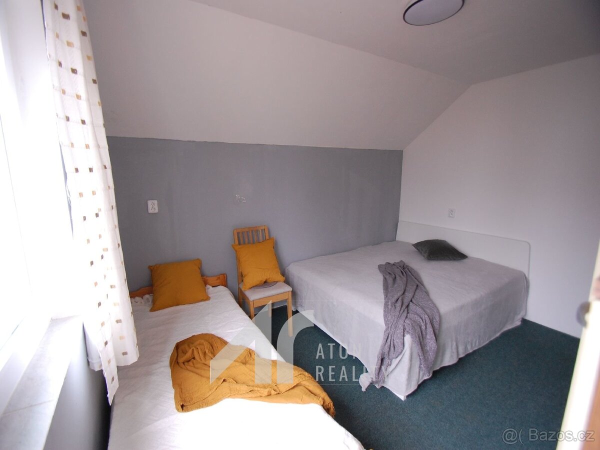 Bítov - rekreační chata podlahová plocha 100 m2 - vhodné na - 9