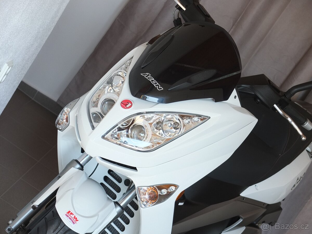 Aeon ELITE 400i MaxiSkutr--Top Stav a Top km 1500km - 9