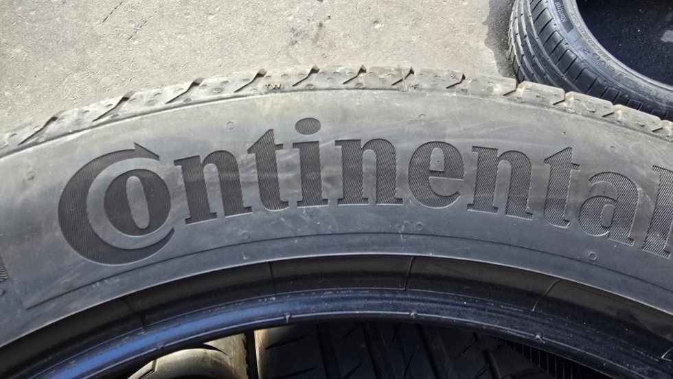 Letní pneu 235/50/19 Continental - 9