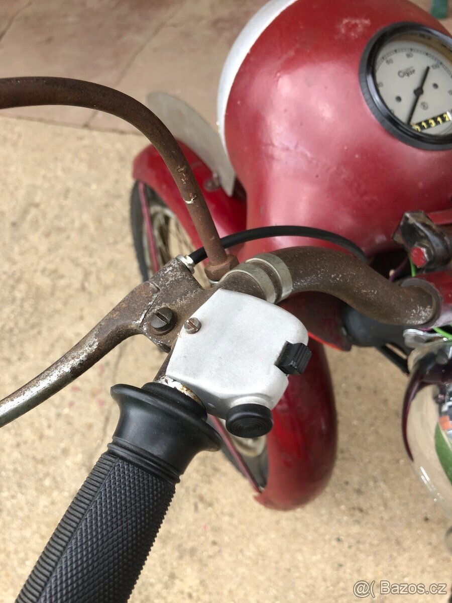 Ogar 350 typ 12, pérák 350 r.v. 1948 - výrobní číslo 132 - 9