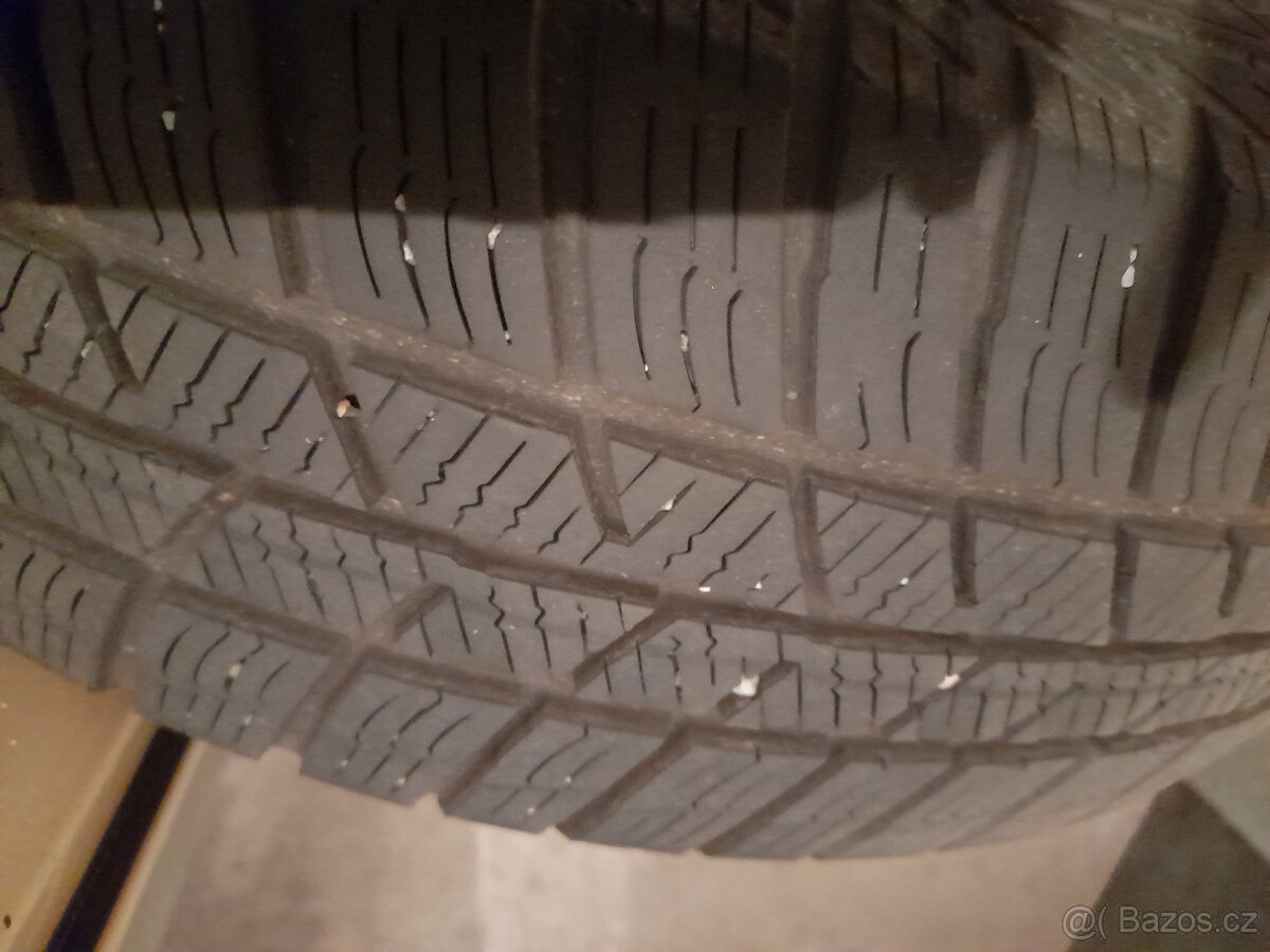 4x zimní 185/65 R15 Barum Polaris na KIA - 9