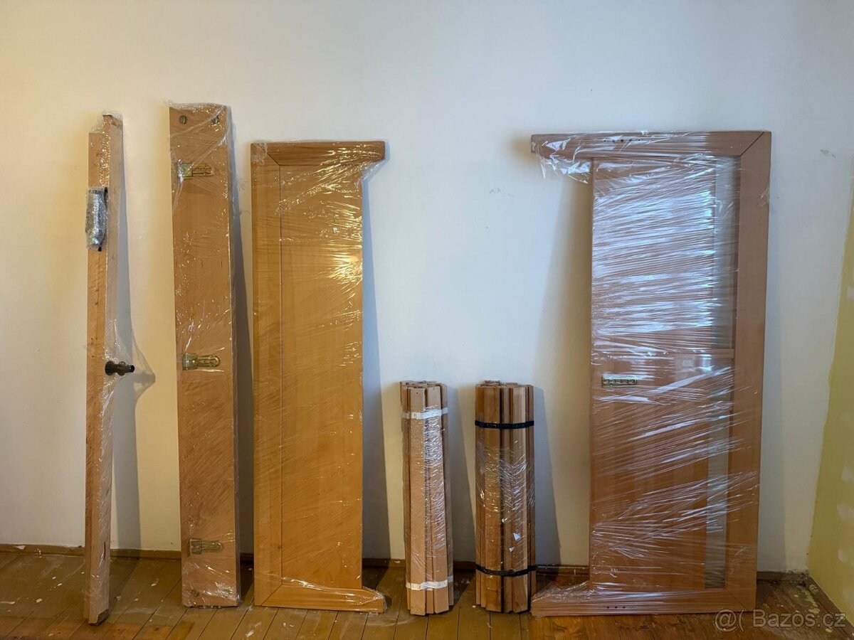 Manželská postel z masivu - 9