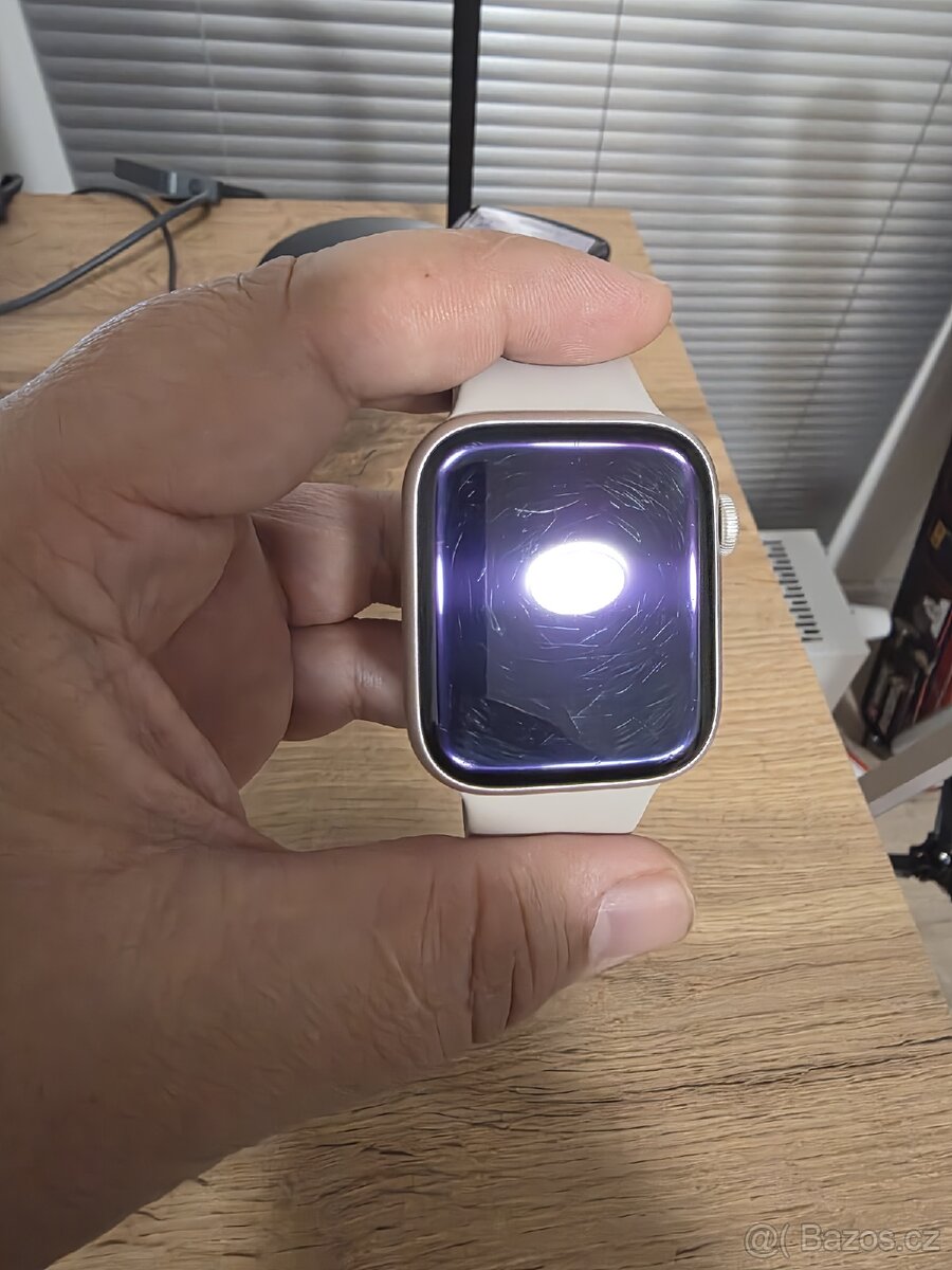 iPhone 15 Pro Max 512 GB + Apple Watch Series 8 Cellular - 9