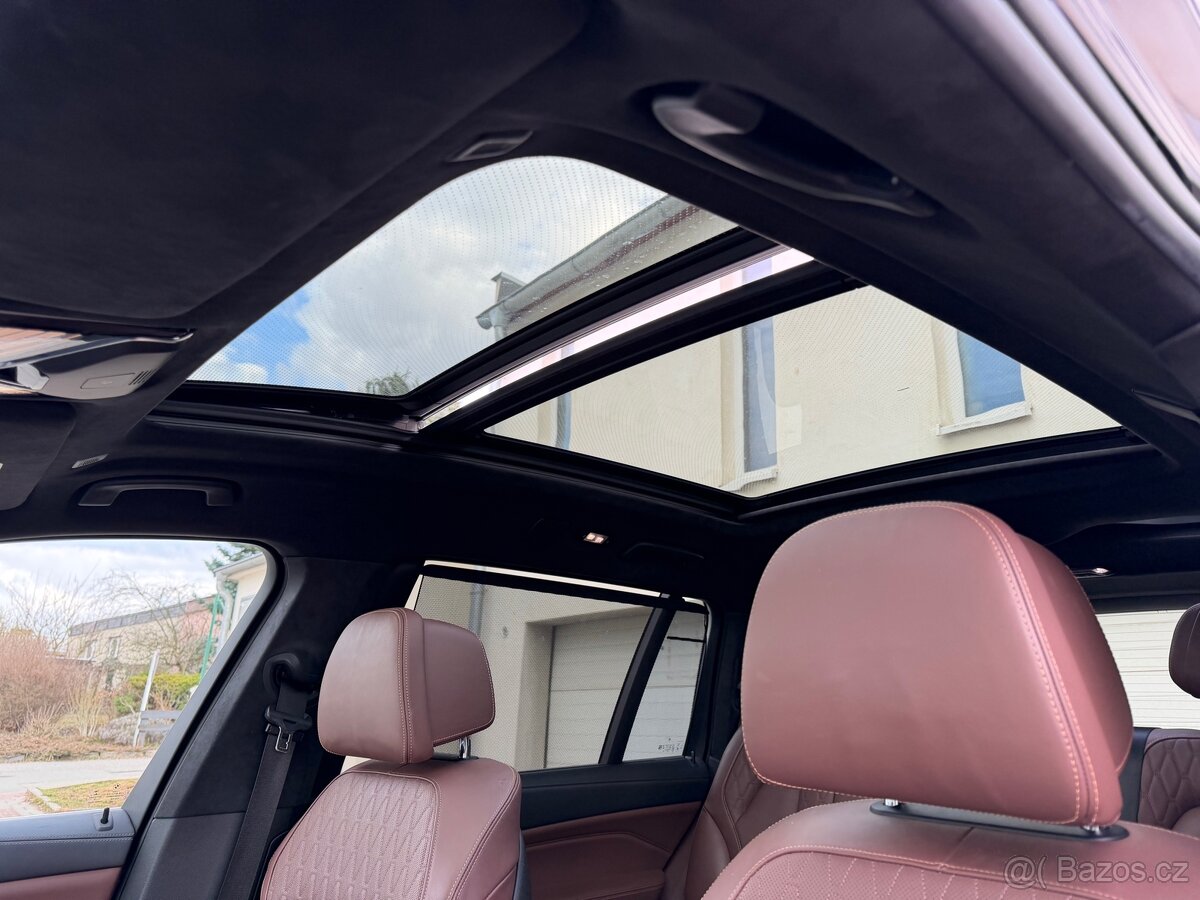 Bmw x7 3.0d,ČR,99tkm,individual - 9