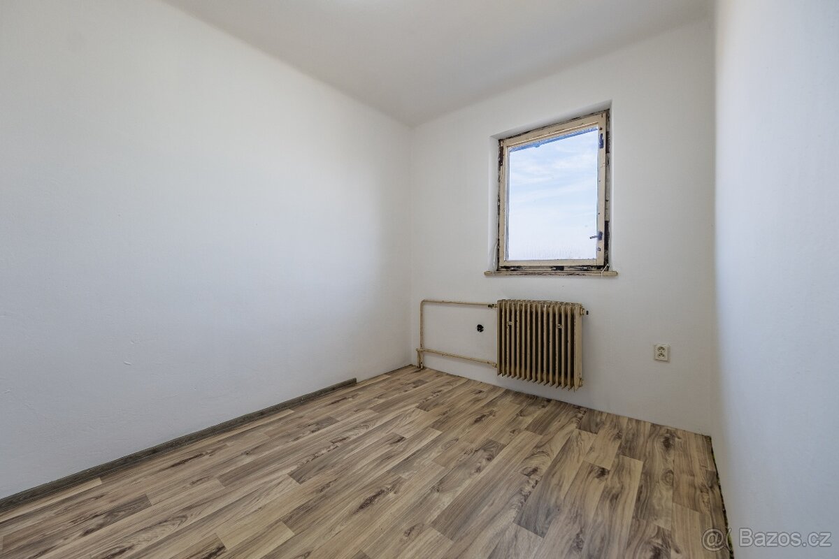 Prodáme RD v Dolním Třeboníně - 9