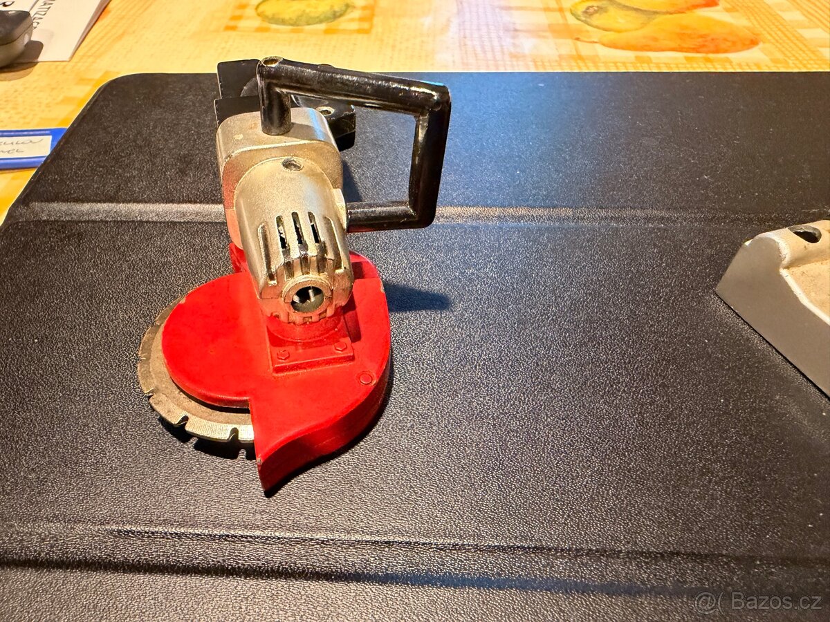 Staré zapalovače - 9