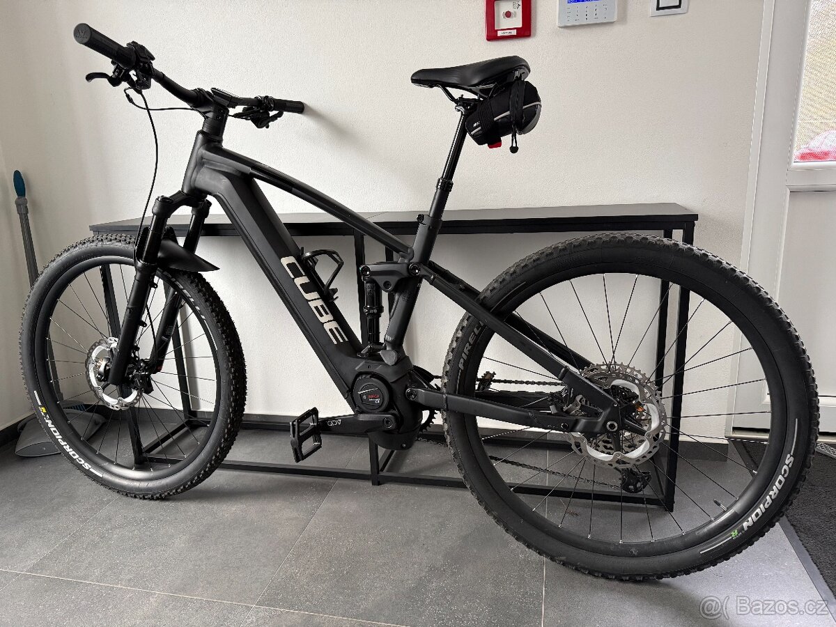 CUBE Stereo Hybrid 120 SLX 750 vel. L black n' metal - 9