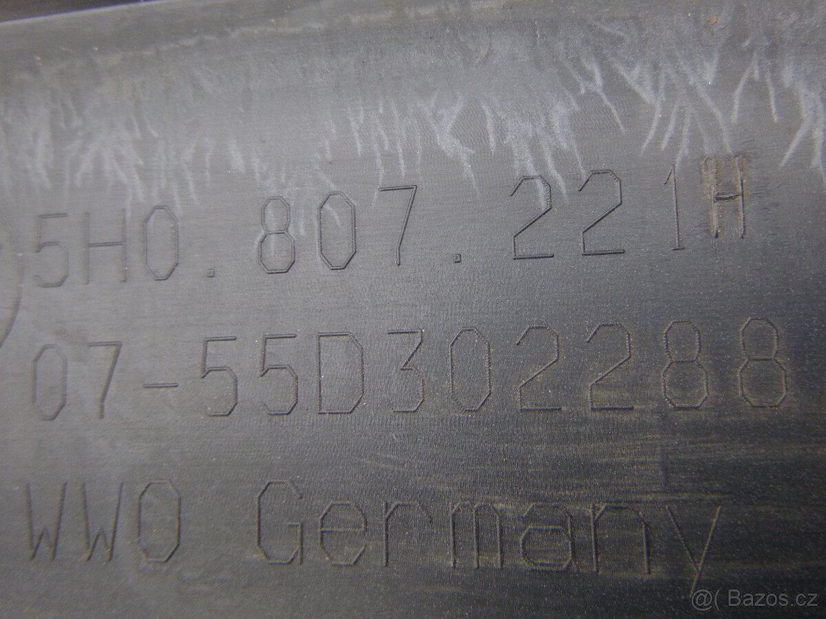 VW Golf VIII 8 originál přední nárazník 5H0807221H mřížka - 9