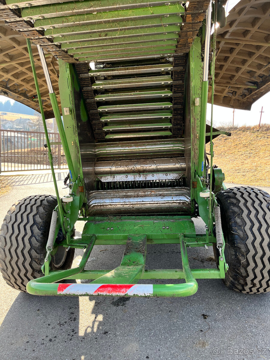 Lis na kulaté balíky Krone - 9