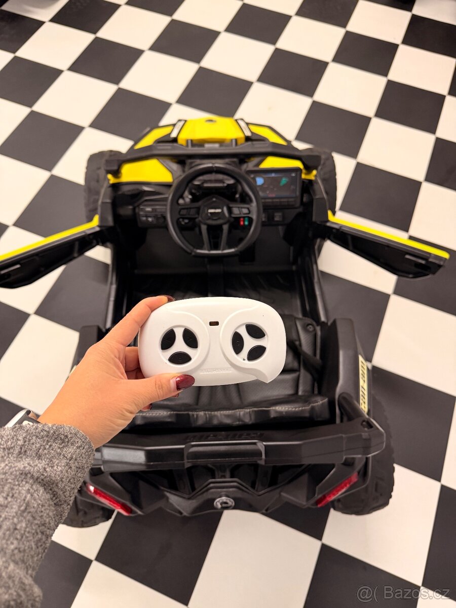 Dětská elektrická buggy - can-am Maverick 1místo - 9