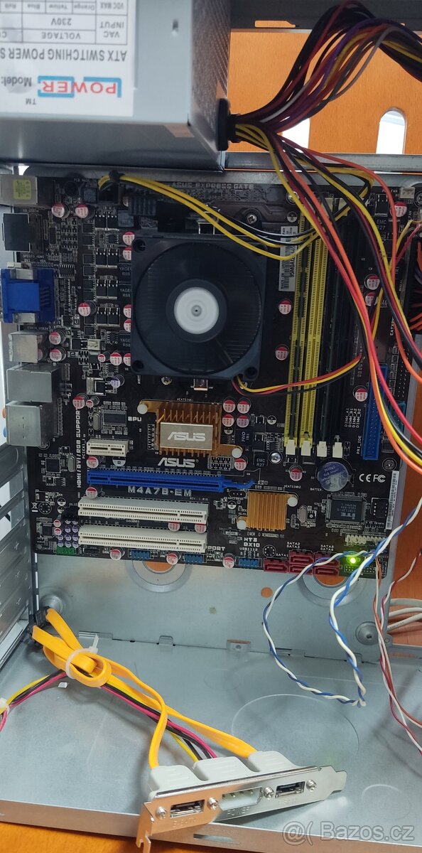 Athlon 64 X2 3800+ + M4A78-EM - 9