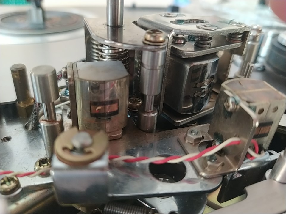 Magnetofon AKAI X-201D - 9