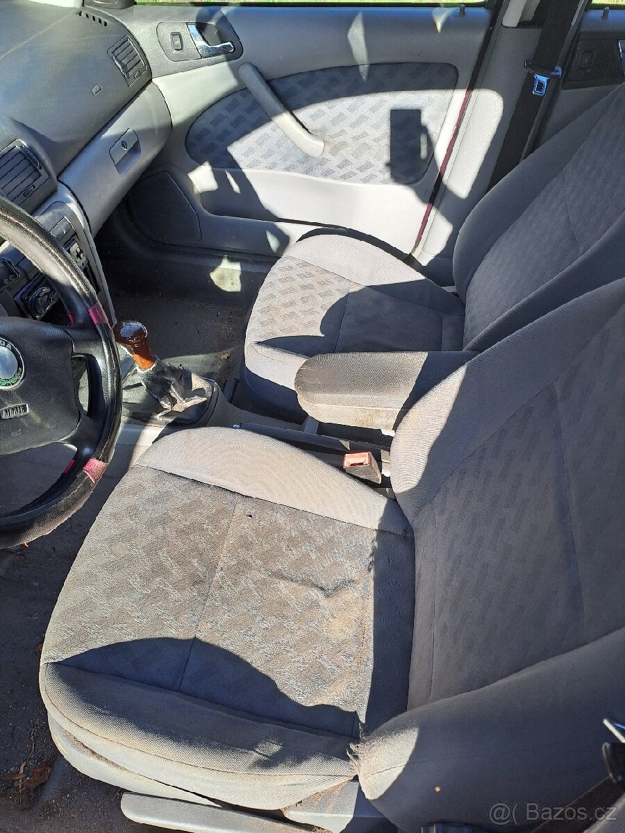 Díly z Octavia I - 9