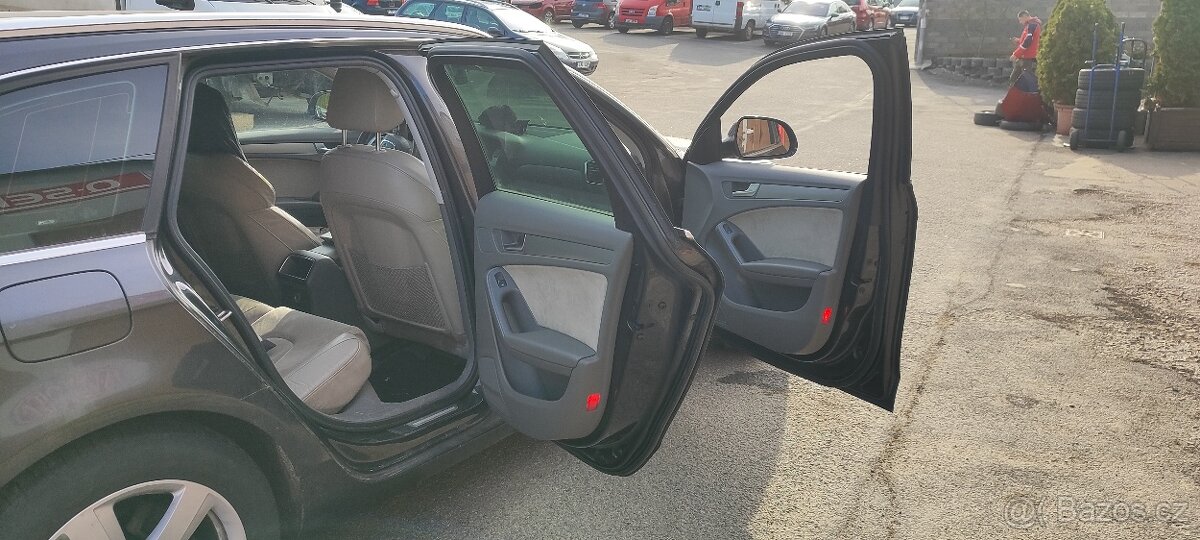 Prodám Audi A4 B8 2009. 2.0 TDI. - 9