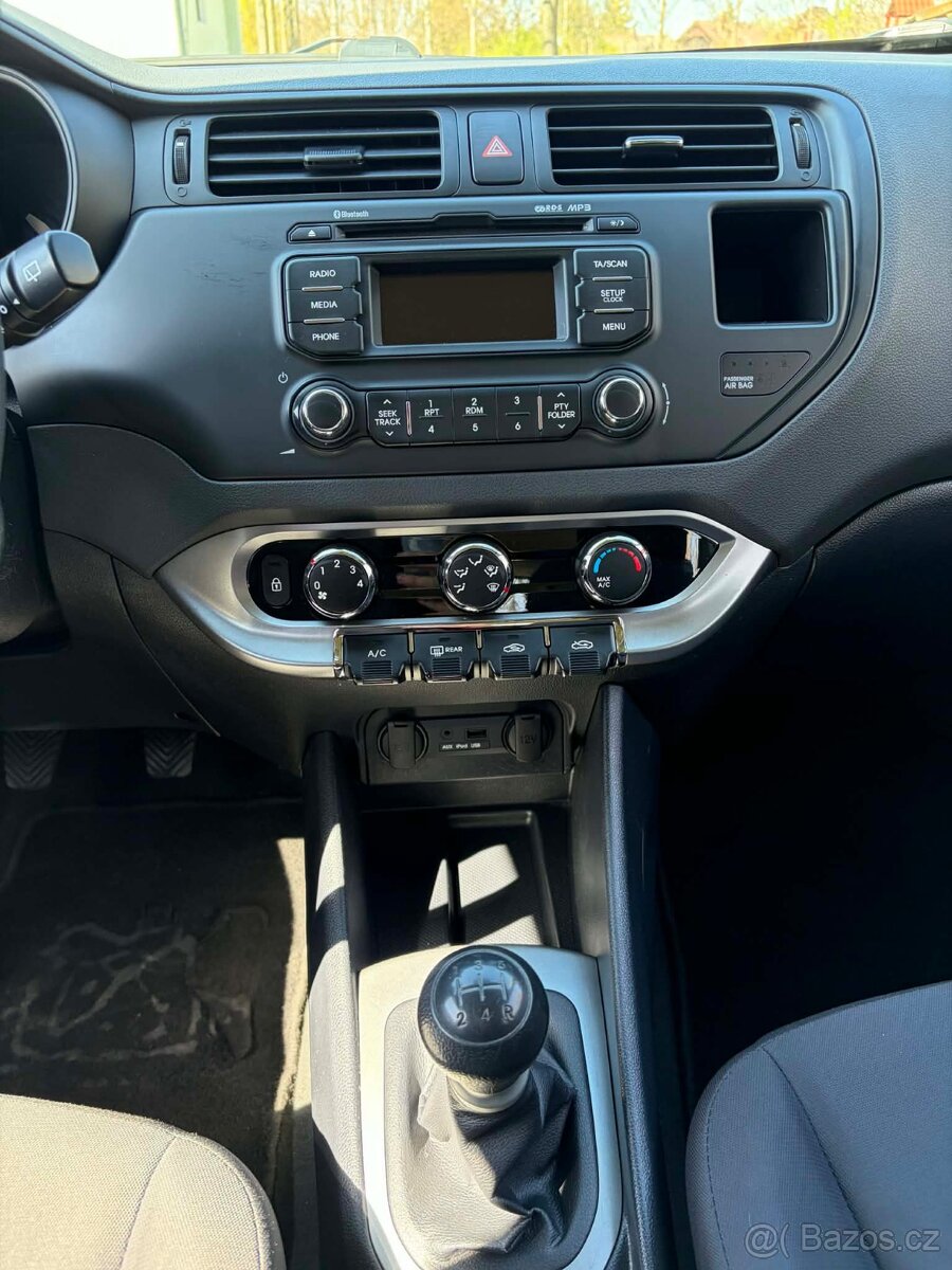 Kia Rio 1.2 CVVT - 9