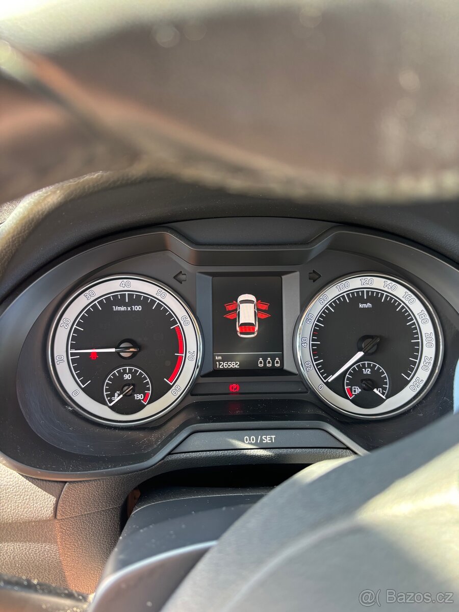 Prodam Skoda Octavia Combi 1,5 TSI 7 DSG - 9
