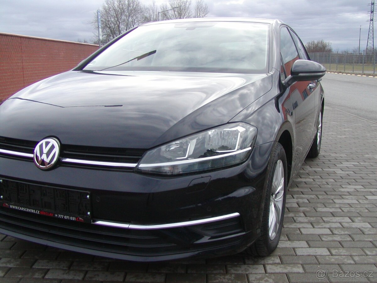 Golf 1.6TDi, Comfortline, Vysoká výbava - 9