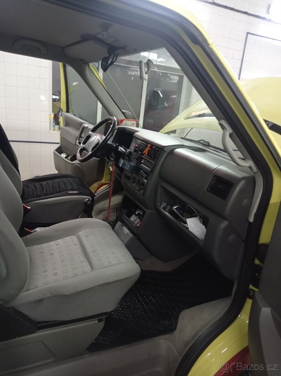 Vw t4 Multivan 2.5 tdi rok 2003 - 9