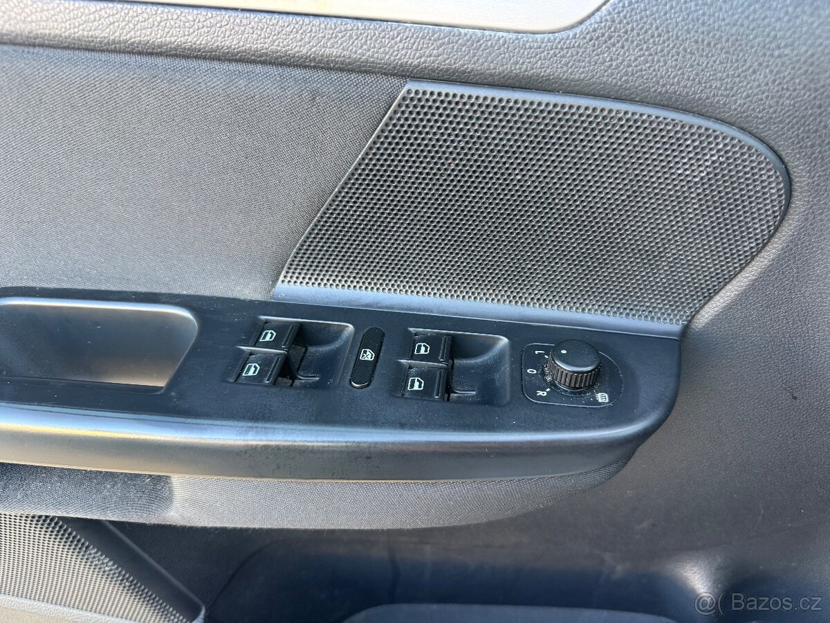 VW Golf 6 kombi 1,6TDi 77kW, NOVÁ STK - 9