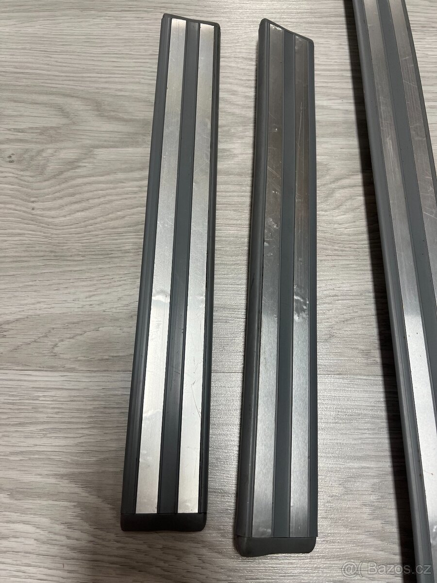 mercedes w210 popelník, lišty - 9