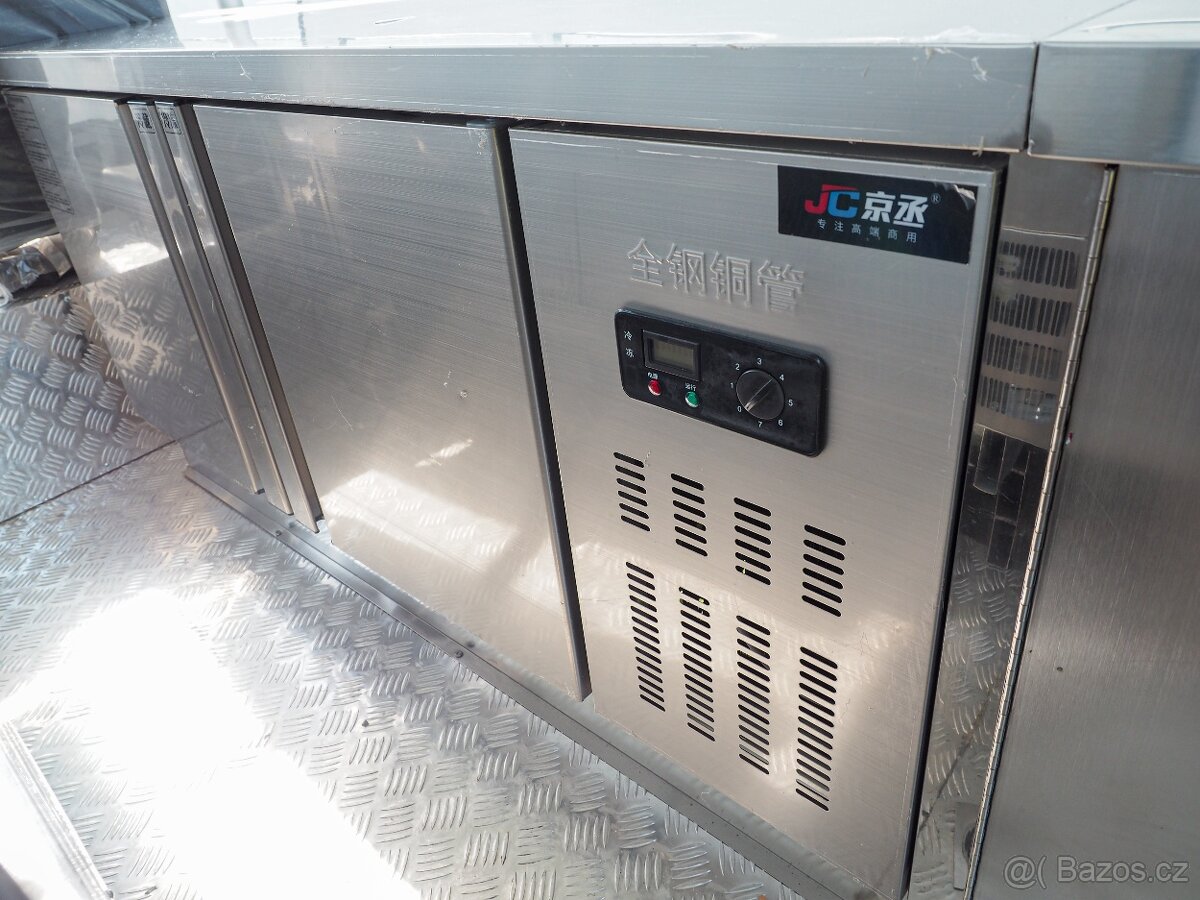 VW T1 replika food truck electric PRODANO - 9