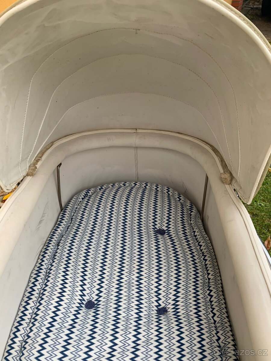 Retro kočárek pro miminko Frankonia - 9