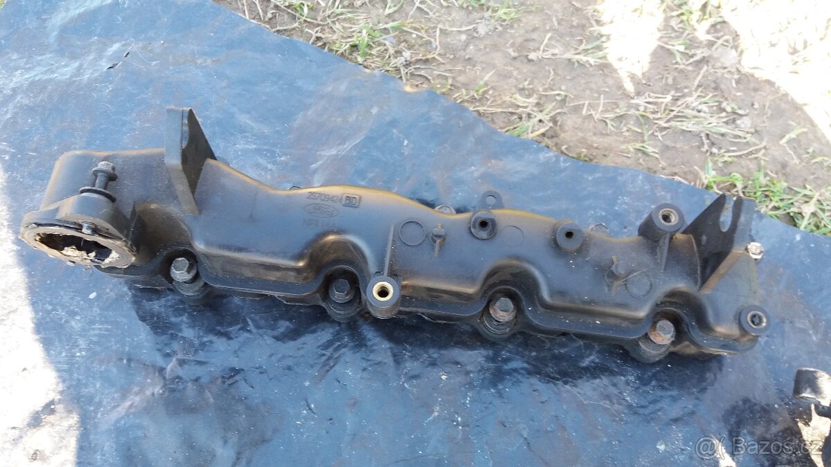 Víko ventilů + žhavičky Ford Mondeo MK3 2.0 TDDI / TDCI - 9