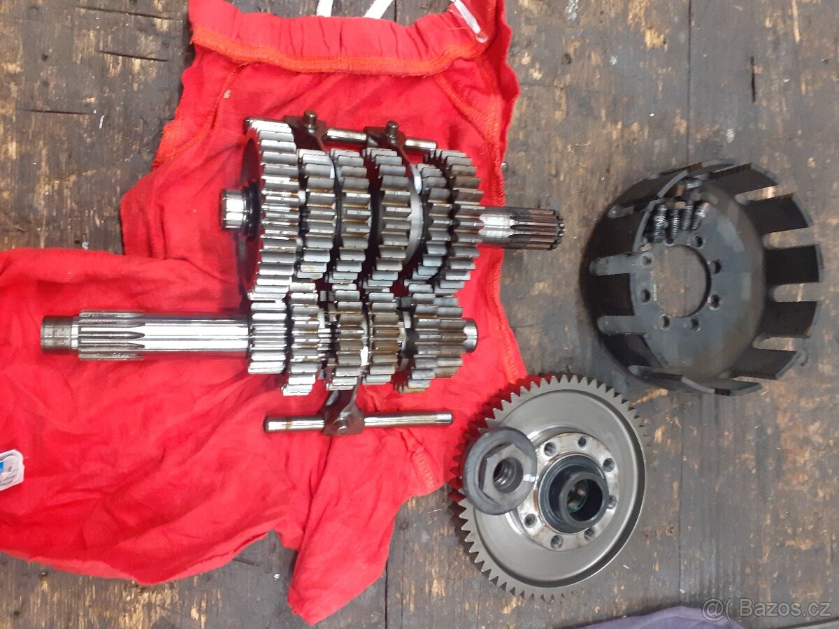 2001 Ducati monster s4 916, díly - 9