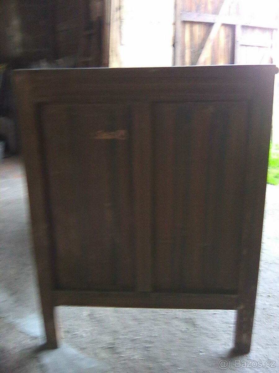 skříň + postel - 9