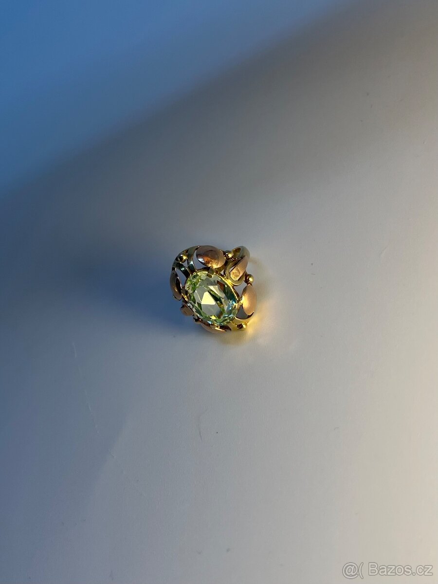 Krásný zlatý prsten - peridot - 9
