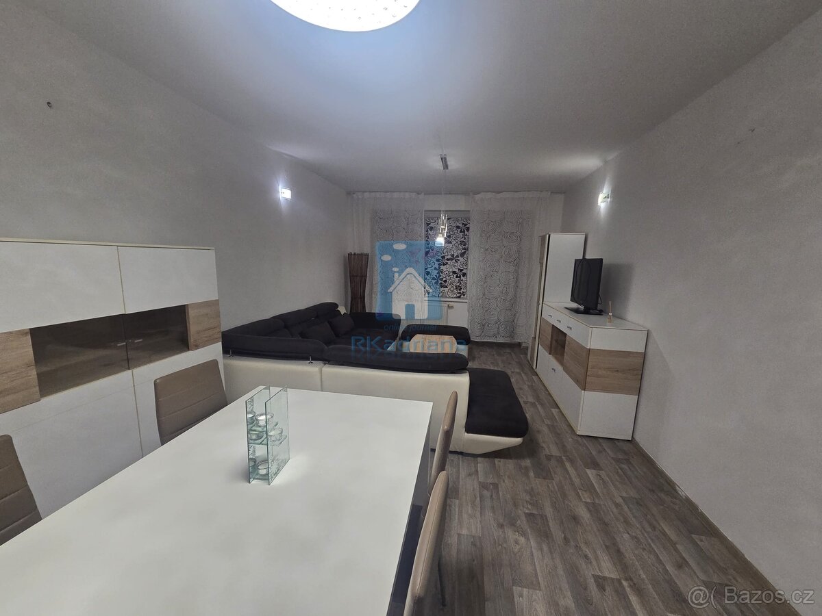 Pronájem bytu 2+1 Tlučná, ulice Na Čampuli, 67 m2 - 9