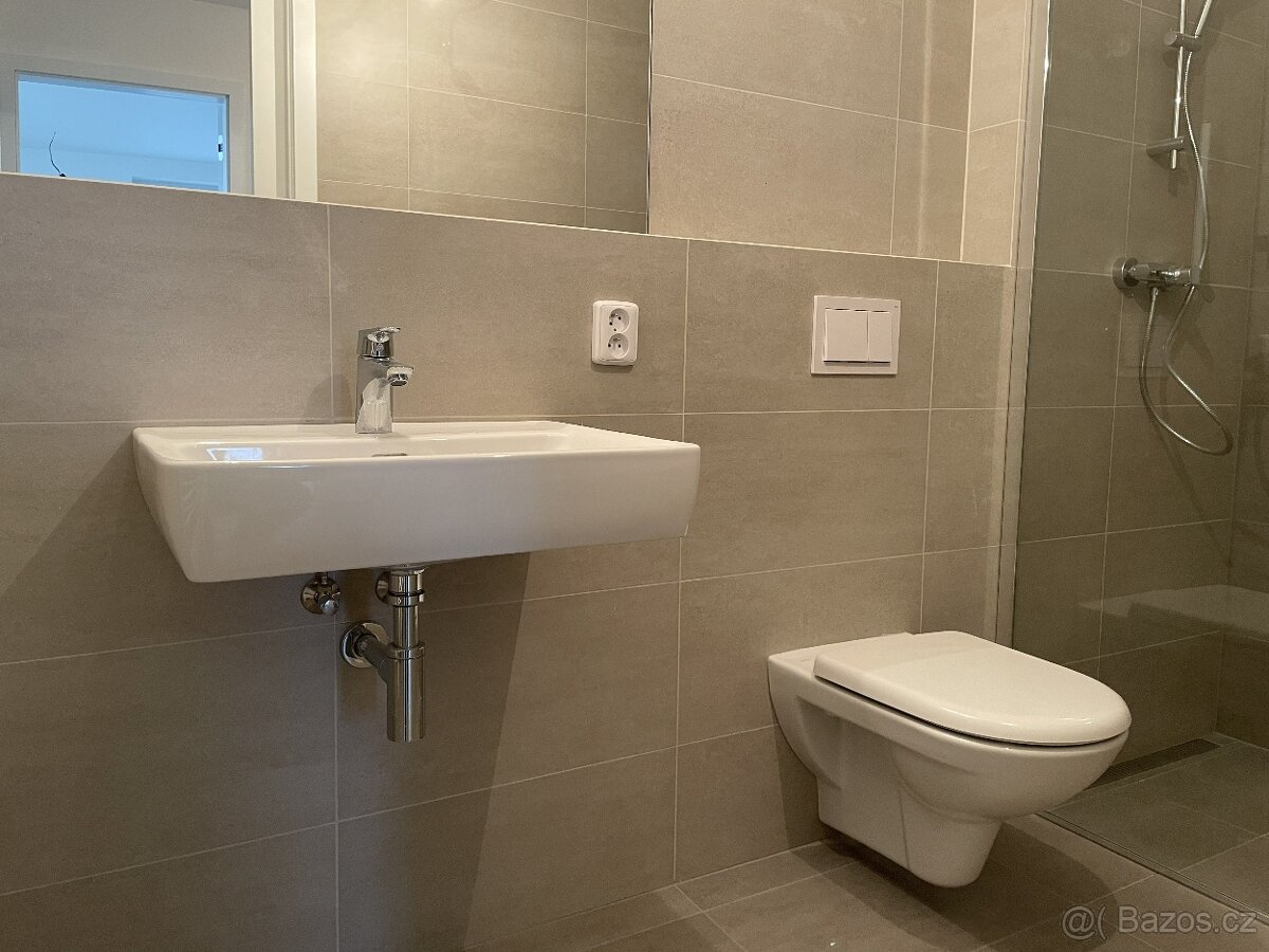 Novostavba 54m2 + terasa 13m2 + parking VACOV - 9