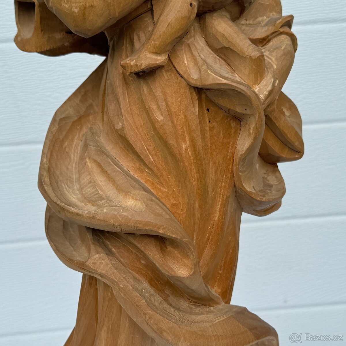 Dřevěná socha Panna Marie s Ježíškem ruční řezba - 9