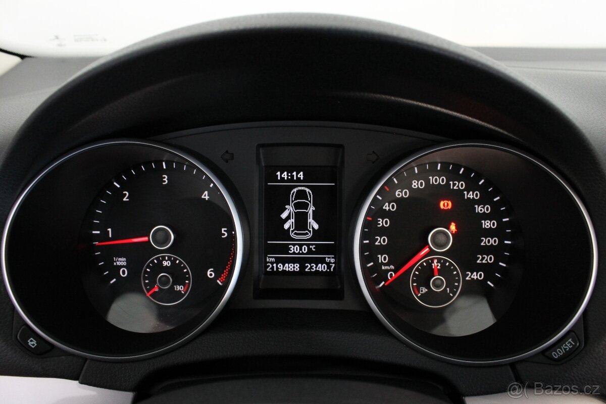 Volkswagen Golf, 1.6 TDI 77kW TRENDLINE,S.KNIHA - 9