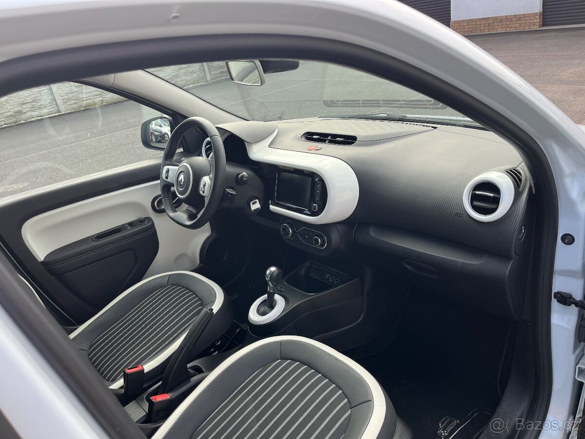 RENAULT TWINGO TECHNO NAVI Electric rv.2023 - 9