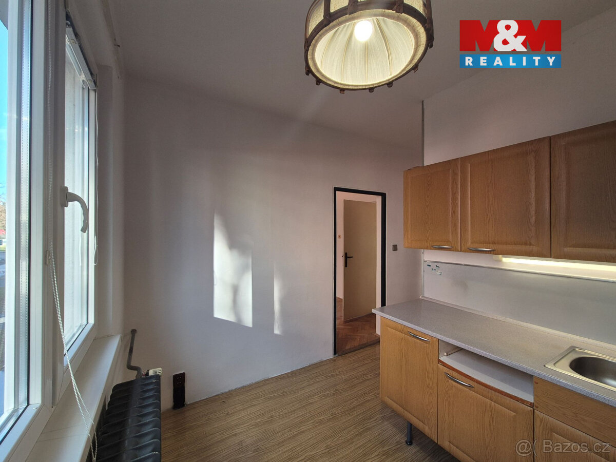 Prodej bytu 2+1, 49 m², Beroun, ul. Košťálkova, lodžie - 9