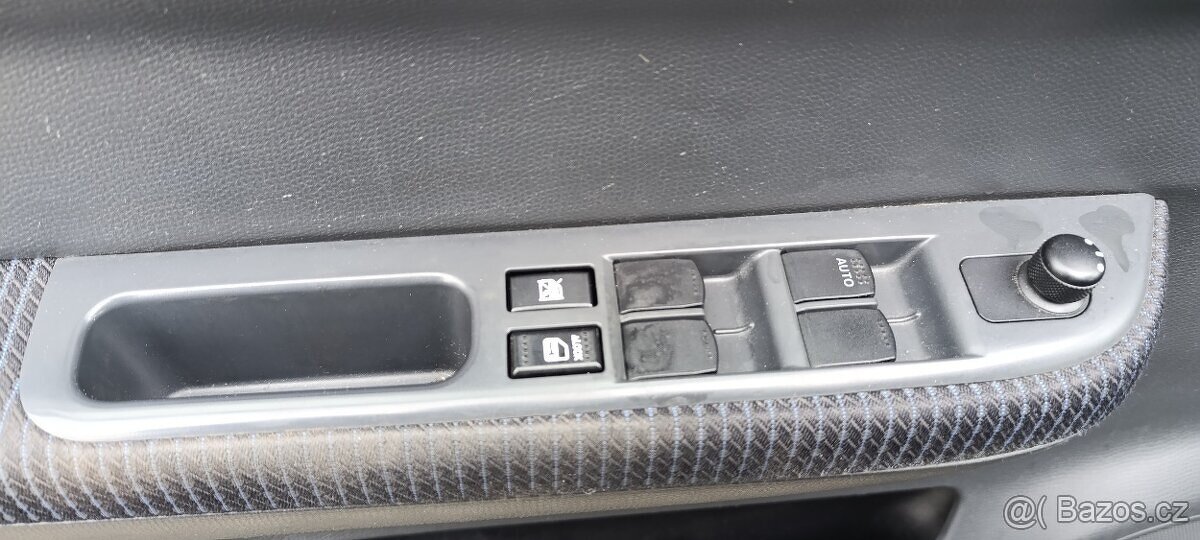 SUZUKI SWIFT 4x4 1.3 plná výbava - 9